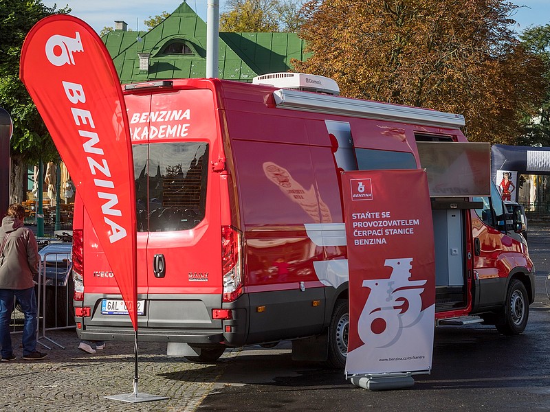 Benzina školí personál čerpacích stanic